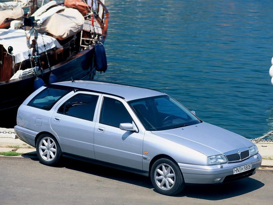  Lancia Kappa SW 1996 года  (фото 3 из 3)